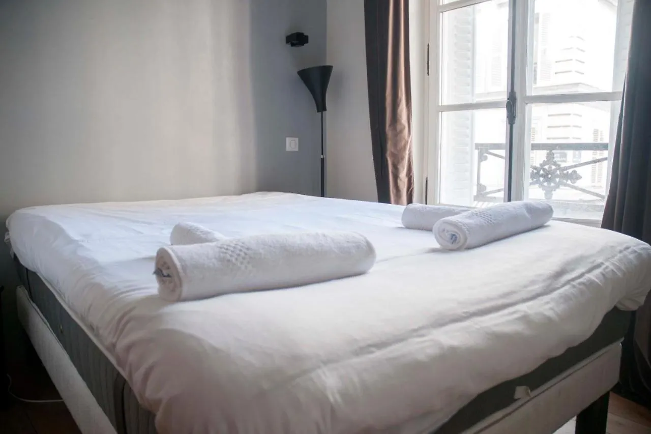 Cosy Apartment Near The Palais Garnier París 0*,  Francia
